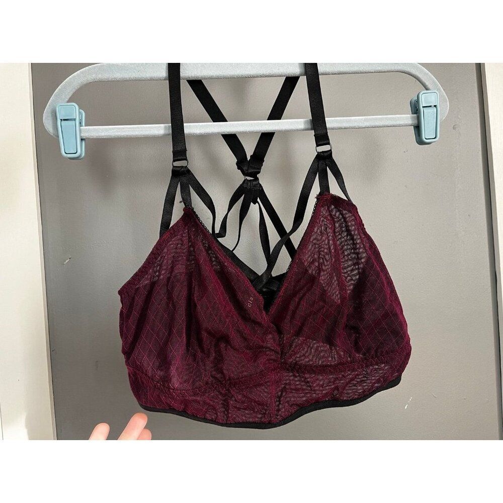 Torrid size 00 purple burgundy lace bra Bralette